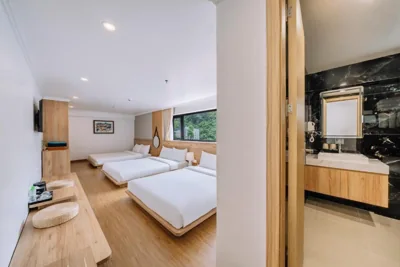 Family Room — Catba Vista Hotel - New 2026 - Infinity Pool